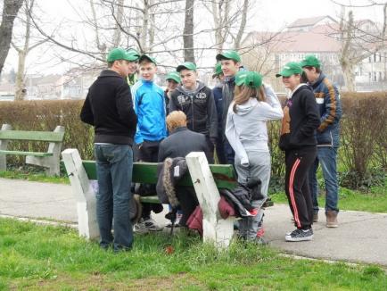 Au alergat de Ziua Pământului, pentru a promova mişcarea în aer liber (FOTO)