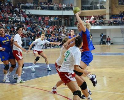 Prima echipă a României a învins Ungaria şi şi-a adjudecat Trofeul Carpaţi de handbal feminin de la Oradea (FOTO)