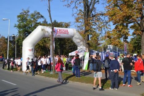 De Ziua Oradiei, angajaţii companiilor s-au întrecut în Parcul Brătianu (FOTO)
