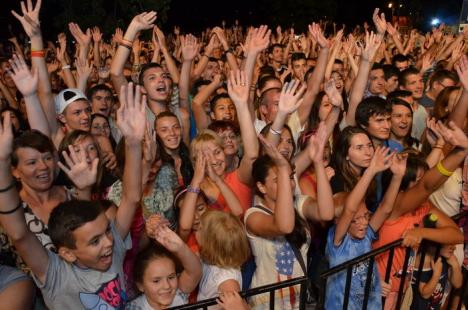 Şi mai mulţi spectatori la Music Mix Evo: Orădenii au strigat pentru Andra şi Connect-R (FOTO/VIDEO)