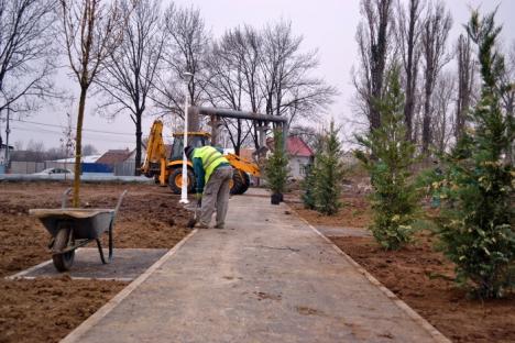 RDS&RCS investeşte 45.000 euro în parcul Xenopol, ca să compenseze mizeria făcută cu lucrările de canalizaţie (FOTO)