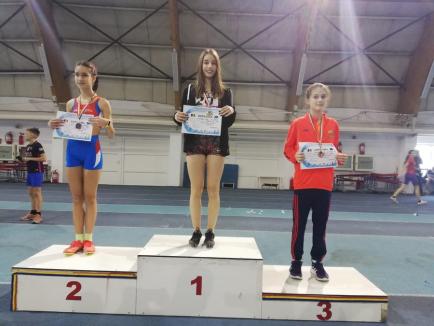 Rezultate bune pentru tinerii atleţi de la LPS Bihorul la concursurile de la Bacău şi Bucureşti. Principala performeră: Ana Muntean (FOTO)
