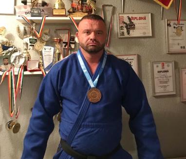 Orădeanul Aurel Gavriș a cucerit singura medalie la masculin pentru România la Campionatul European de judo pentru veterani