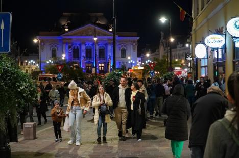 Sandra, vedeta anilor '80, a concertat în Piața Unirii, în ultima seară de Oradea FestiFall (FOTO/VIDEO)