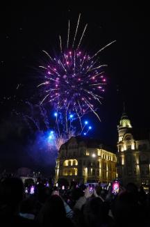 Sandra, vedeta anilor '80, a concertat în Piața Unirii, în ultima seară de Oradea FestiFall (FOTO/VIDEO)