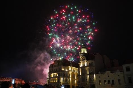 Sandra, vedeta anilor '80, a concertat în Piața Unirii, în ultima seară de Oradea FestiFall (FOTO/VIDEO)