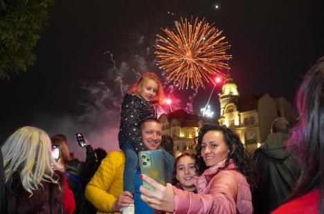 Sandra, vedeta anilor '80, a concertat în Piața Unirii, în ultima seară de Oradea FestiFall (FOTO/VIDEO)