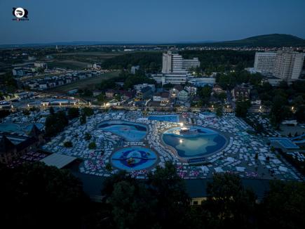 „Mamaia” de Oradea: Stațiunile Băile Felix și 1 Mai vor să repete numărul de 300.000 de turiști atins anul trecut (FOTO)