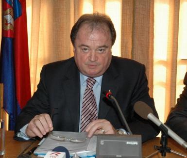 Coaliţia îl susţine pe Vasile Blaga pentru şefia Senatului