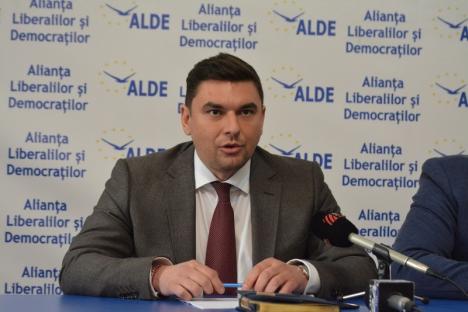 ALDE Bihor se delimitează de şeful Direcţiei Agricole după ce acesta a acuzat „hărţuirea” sa de către ministrul Daea: Hodişan nu e membru de partid