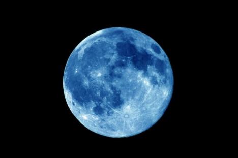 Luna albastră, un fenomen astronomic inedit