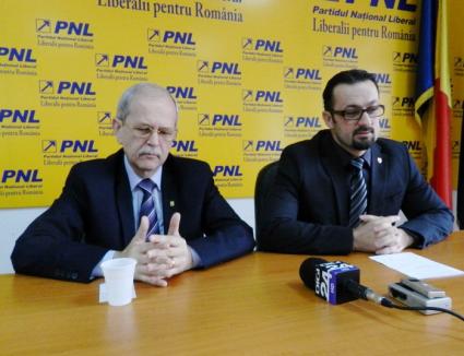 Bodea şi Boeriu cer demisia lui Tăriceanu de la şefia Senatului: e "mai PSD-ist decât PSD-iştii" 