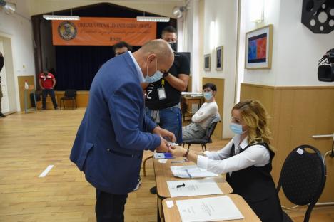 Ilie Bolojan: „Am votat pentru continuarea dezvoltării municipiului Oradea și extinderea modelului în județul Bihor” (FOTO / VIDEO)