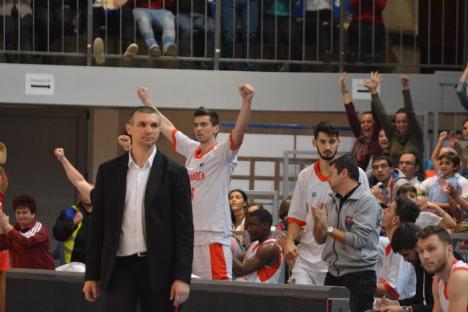 CSM CSU Oradea a învins cu 69-66 campioana Ucrainei la baschet şi a obţinut a doua victorie din grupa Ligii Campionilor! (FOTO)