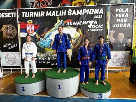 Patru medalii pentru orădenii de la LPS-Champions la turneul de judo din Serbia (FOTO)