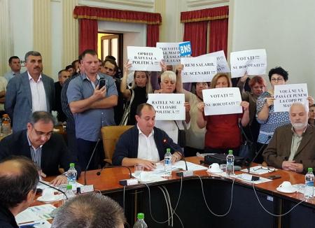 Liberalul Călin Gal a atacat în Justiţie bugetul Bihorului: L-au votat persoane cu interes personal şi ascunde „mecanisme de sifonare” a banilor