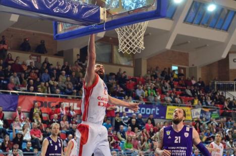 După un meci de mare luptă, CSM U Oradea a învins BCM U Piteşti cu 104-97 (FOTO)