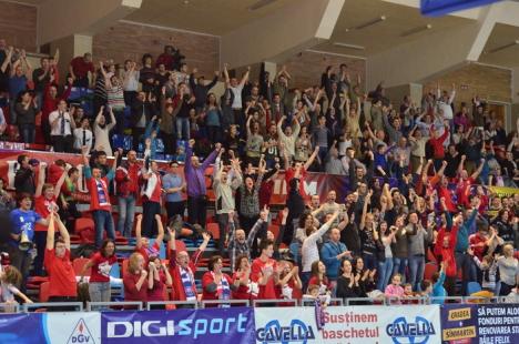 După un meci de mare luptă, CSM U Oradea a învins BCM U Piteşti cu 104-97 (FOTO)