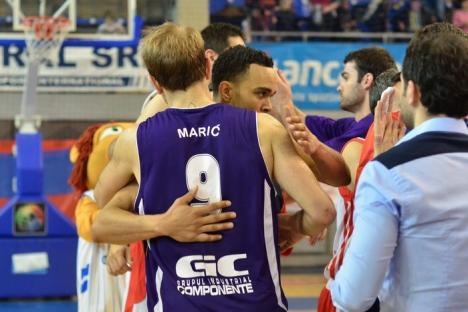 După un meci de mare luptă, CSM U Oradea a învins BCM U Piteşti cu 104-97 (FOTO)