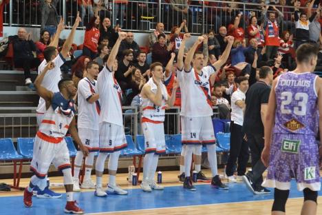 CSM CSU Oradea a învins cu 82-76 echipa din Piteşti şi a încheiat prima fază a Ligii Naţionale pe locul IV (FOTO)