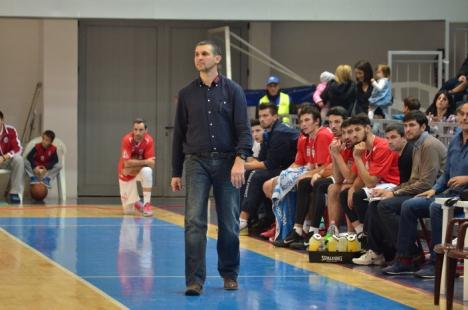 După un final dramatic, CSM CSU Oradea s-a impus, cu 62-60, în faţa argeşenilor de la BCM U Piteşti (FOTO)