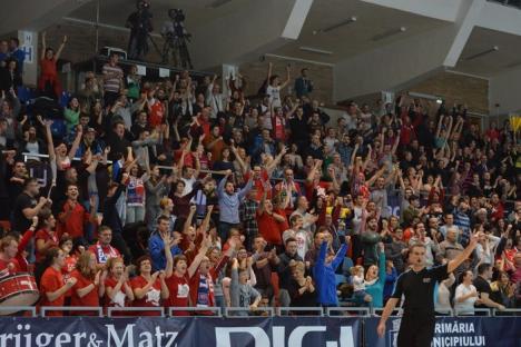 Victorie mare pentru baschetbaliști: CSM CSU Oradea a învins echipa Maccabi Rishon LeZion, cu 69-64! (FOTO)