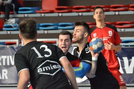 CSM Oradea a câştigat la patru goluri disputa cu Academia Minaur Baia Mare (FOTO)