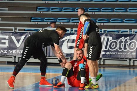 CSM Oradea a câştigat la patru goluri disputa cu Academia Minaur Baia Mare (FOTO)