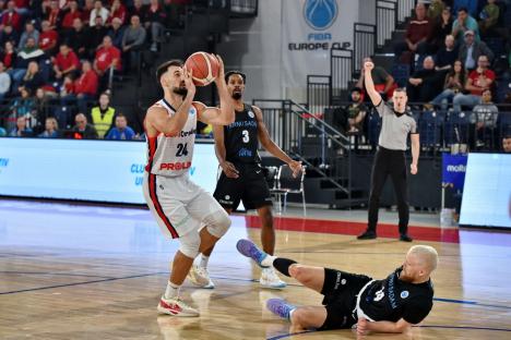 CSM CSU Oradea nu le-a dat nicio şansă celor de la Parnu Sadam şi a obţinut a cincea victorie în Grupa E a FIBA Europe Cup (FOTO)