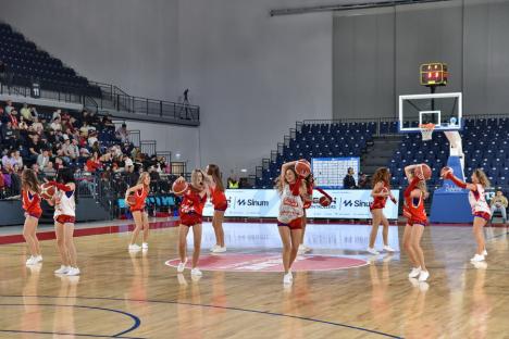 CSM CSU Oradea nu le-a dat nicio şansă celor de la Parnu Sadam şi a obţinut a cincea victorie în Grupa E a FIBA Europe Cup (FOTO)