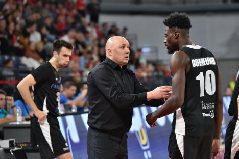 CSM CSU Oradea nu le-a dat nicio şansă celor de la Parnu Sadam şi a obţinut a cincea victorie în Grupa E a FIBA Europe Cup (FOTO)