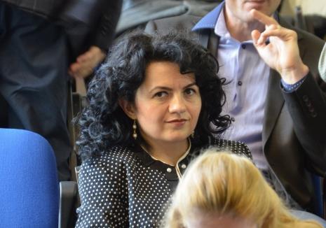 Propunere indecentă: Psihologa inculpată Dindelegan, dorită şefă de laborator la Spitalul Municipal Oradea