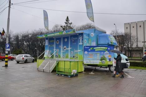 Caravana Ecotic a parcat în Oradea, cu premii pentru cei care reciclează deşeuri electrice (FOTO)