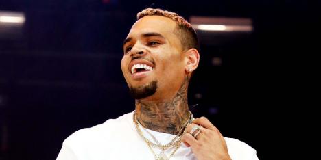 Chris Brown, acuzat de viol: Rapper-ul a fost arestat la Paris