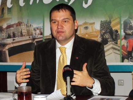 Deputaţii au spus "pas" propunerii lui Cseke ca românii să plătească gunoaiele la volum