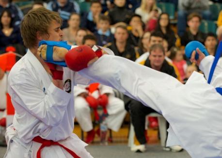Karateka de la Palatul Copiilor au dominat întrecerile de la Cupa Internațională Crisius