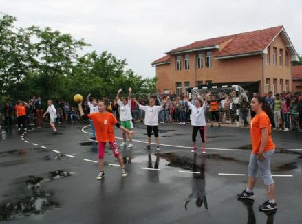 Festival de handbal juvenil la Adoni: Cupa Ierului şi-a desemnat câştigătorii (FOTO)