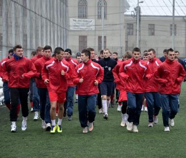 FC Bihor a "crescut" mare. 45 de jucători s-au reunit la prima strigare din 2012