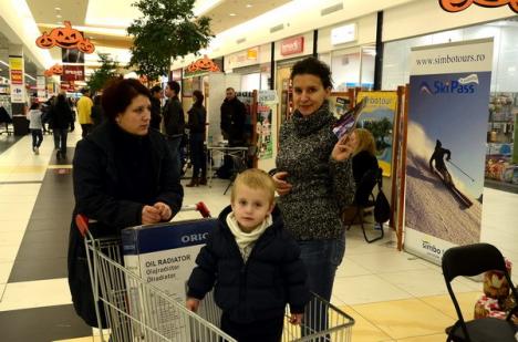 Târgul de turism "Petrece sărbătorile în Bihor" de la ERA Park continuă şi duminică (FOTO)