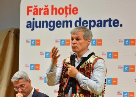 Ilie Bolojan îl numește consilier onorific pe fostul premier Dacian Cioloș