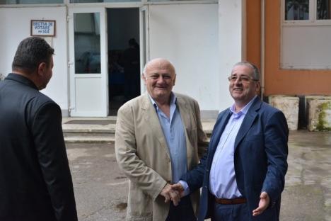 Boicot degeaba: După ce PSD a absentat de două ori de la constituirea Consiliului Municipal, Beiuşul are viceprimar de la ALDE, aliat cu PNL