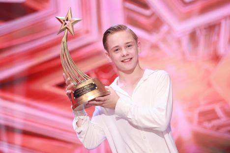 Un star în devenire: Povestea impresionantă a lui Darius, micul orădean care a cucerit trofeul 'Românii au talent' (FOTO / VIDEO)