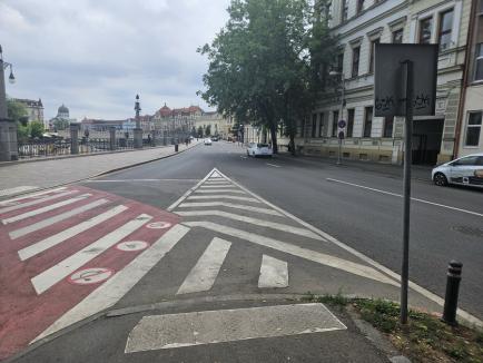 Decebal, blocaj total! Traficul în Oradea redevine de coșmar din cauza lucrărilor la pasajul subteran Decebal (FOTO)