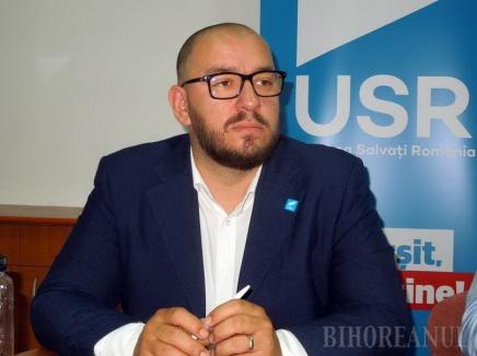 Deputatul USR Bihor Silviu Deheleanu a devenit secretar al Camerei Deputaţilor: „Prioritatea mea va fi referendumul Fără penali în funcţii publice!”