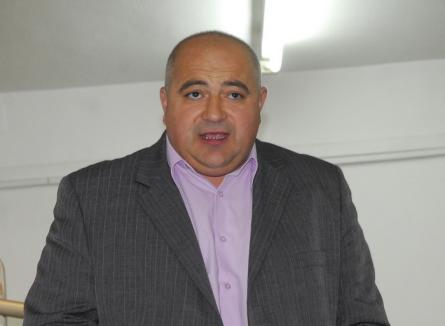 Fostul lider al sindicatului Finanţelor bihorene, Dorin Micle, a fost trimis în judecată pentru şpagă
