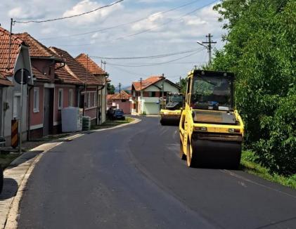 Drumul Apusenilor, 95% finalizat. Trafic restricționat între Budureasa și Stâna de Vale, interzis între Stâna de Vale și Coada Lacului, pentru că se toarnă asfalt (FOTO)