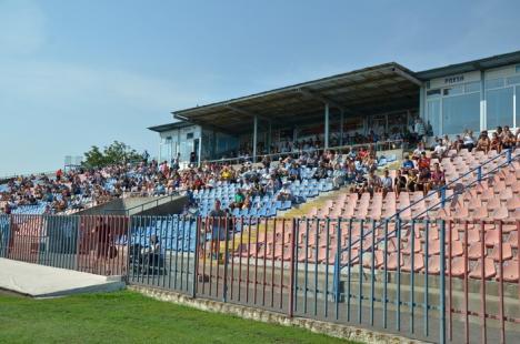 FC Bihor a debutat cu stângul şi-n campionat: 0-2, acasă, cu CS Mioveni (FOTO)