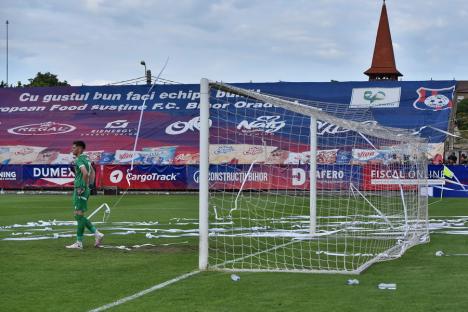 Primele reacții după promovarea FC Bihor. IMAGINILE victoriei