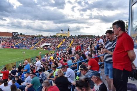 Primele reacții după promovarea FC Bihor. IMAGINILE victoriei