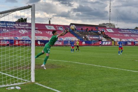 Primele reacții după promovarea FC Bihor. IMAGINILE victoriei